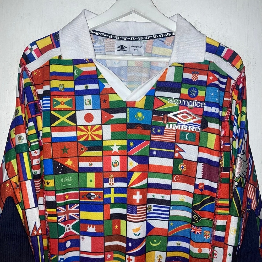 Umbro x Akomplice Rugby Jersey Mens Medium Soccer World Cup Peace 195 Flag Print - Picture 3 of 11